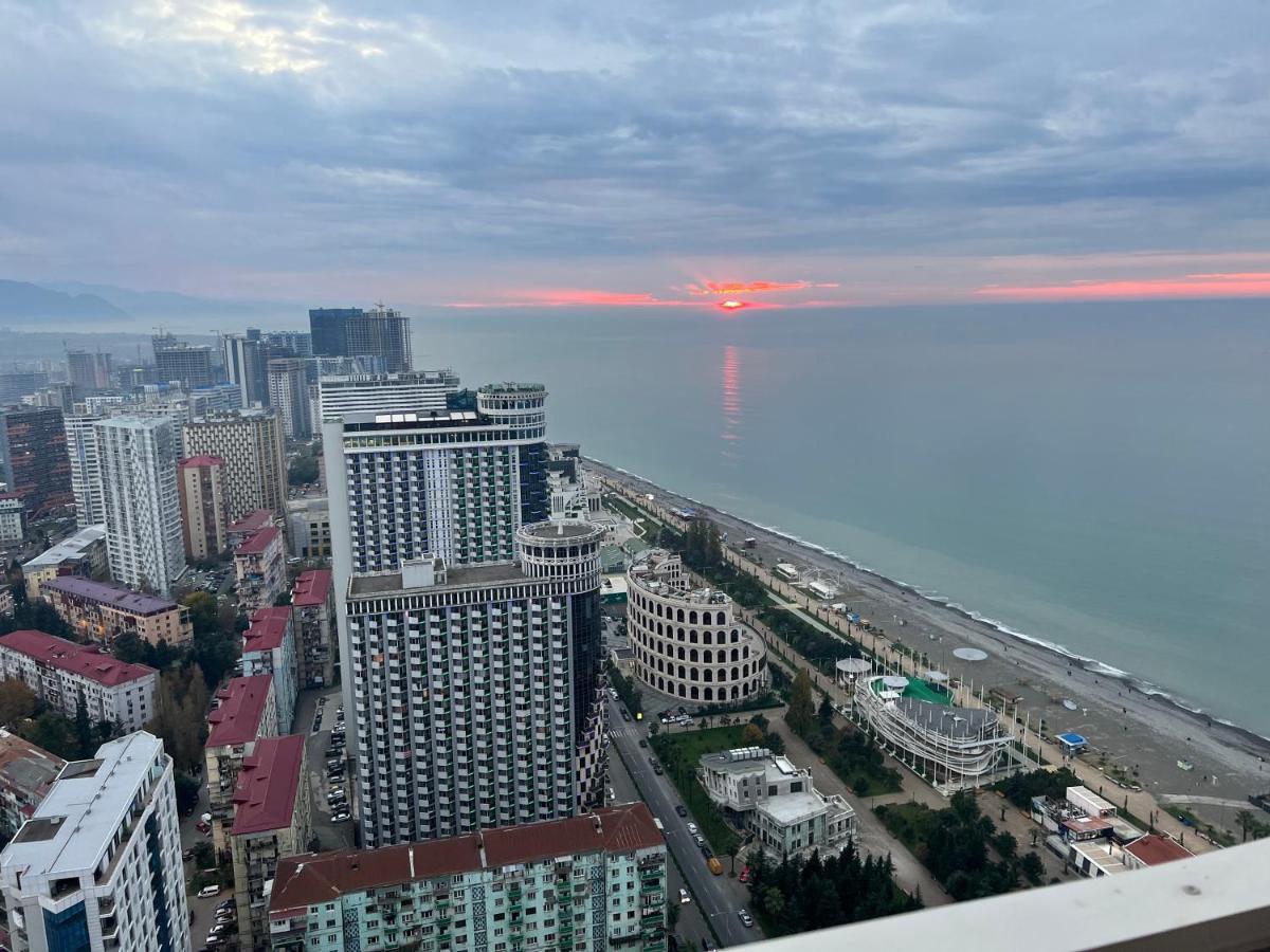 Orbi City Lux Apartment Batumi Kültér fotó